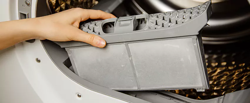 Signs Of A Clogged Dryer Lint Trap in Ottawa, Illinois